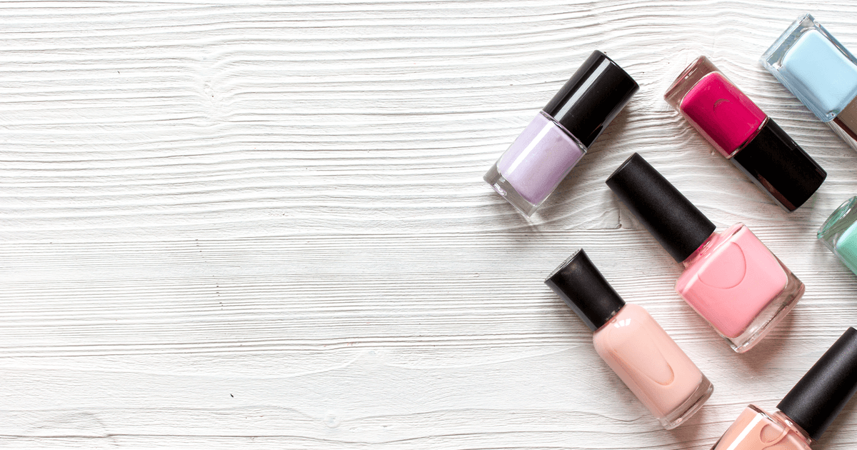 マニキュアの捨て方は 正しい方法やお得な処分方法をご紹介 メルカリ Column